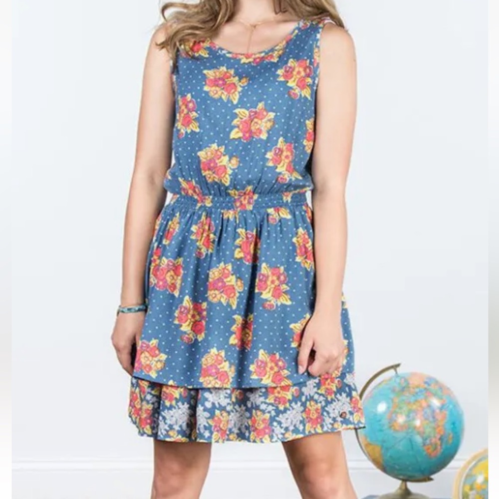 Matilda Jane Top of the Class 435 Boho Blue floral ruffle layer dress size 10